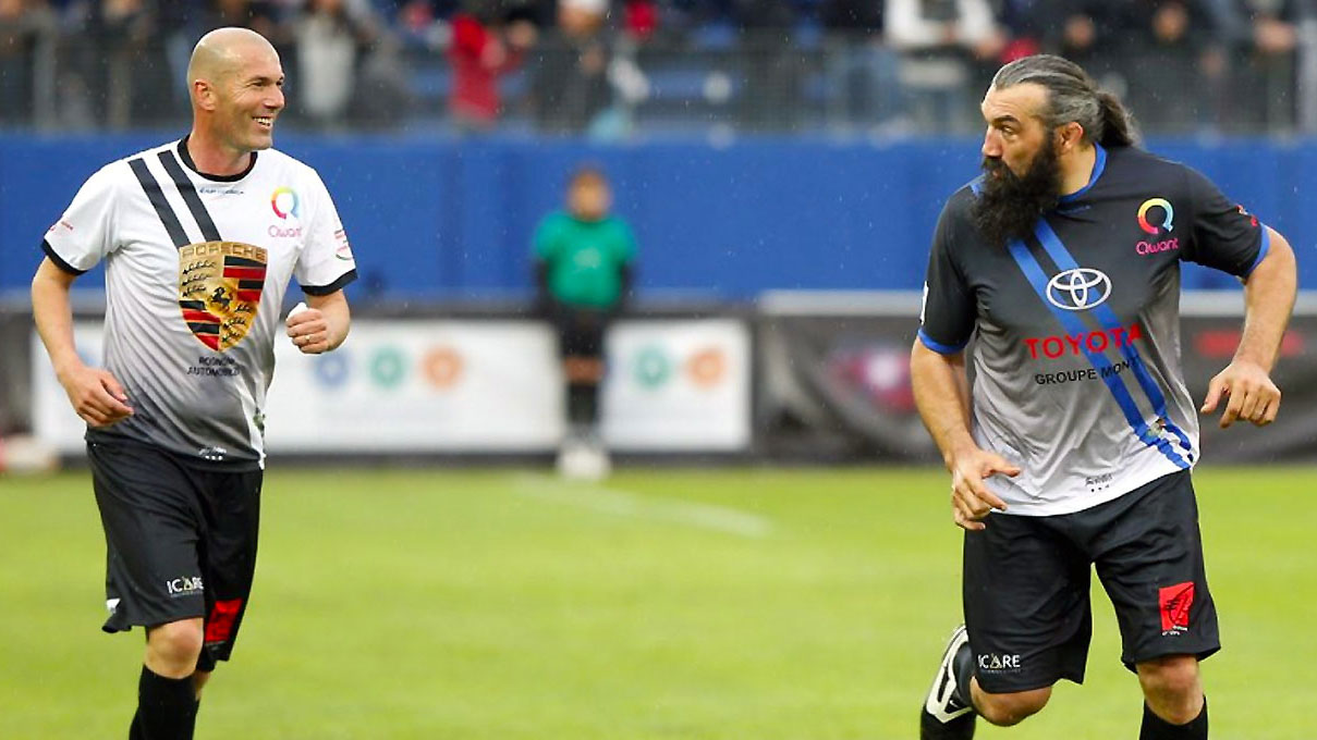 Match des l&eacute;gendes report&eacute;