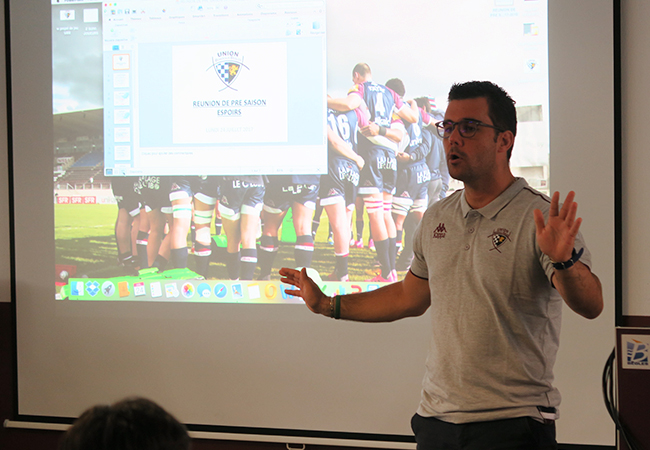 David Ortiz, directeur et entra&icirc;neur g&eacute;n&eacute;ral du centre de formation