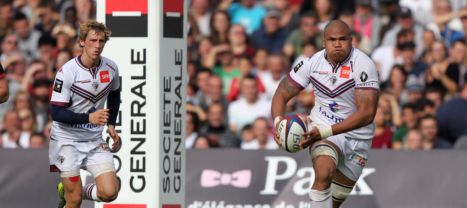 Le groupe face au Stade Rochelais